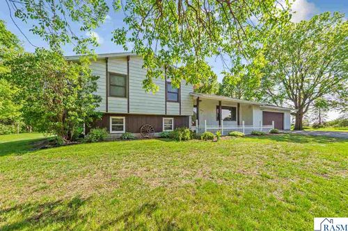 58357 Birch Bluff Lane, North Mankato, MN, 56003 | Card Image