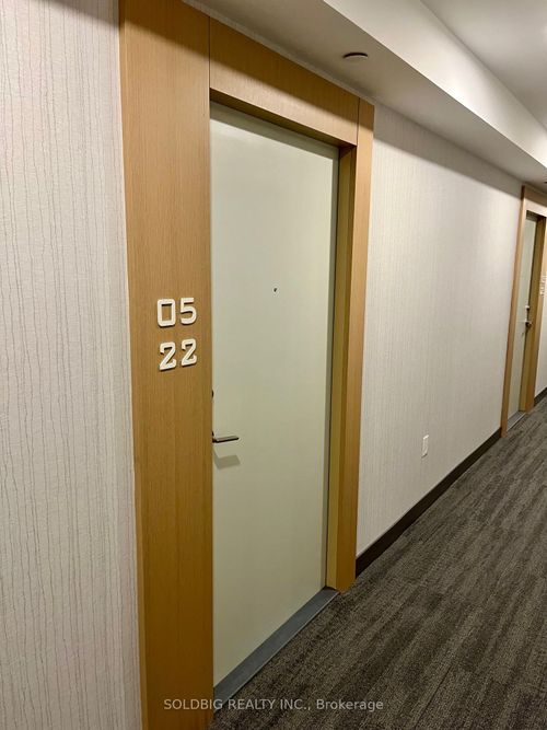 522-1100 Sheppard Ave W, North York, ON, M3J0G8 | Card Image
