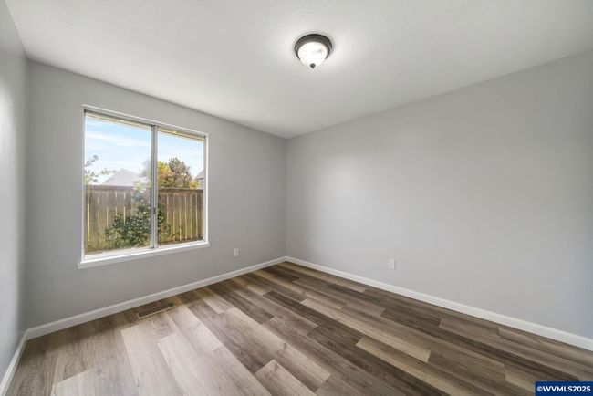 2005 Madison St Se, House other with 3 bedrooms, 2 bathrooms and null parking in Albany OR | Image 25