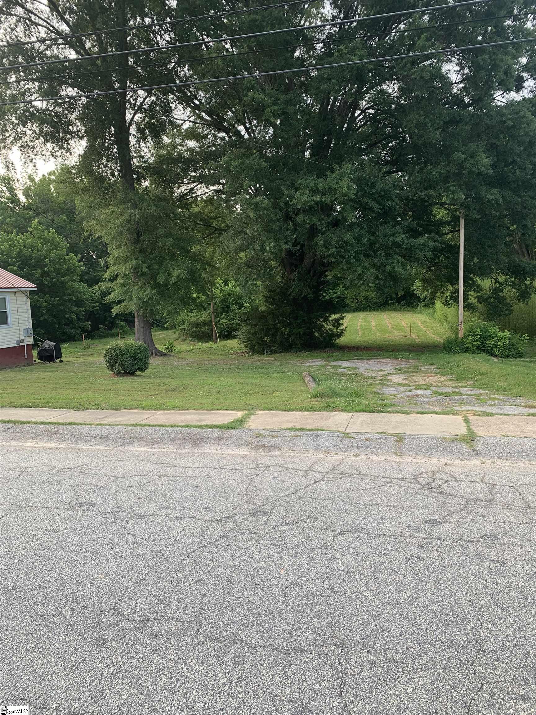 Land in Laurens 3