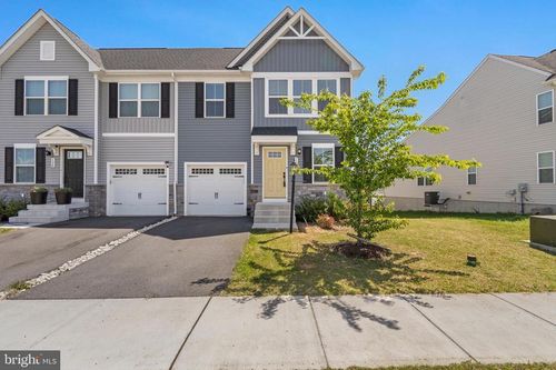 124 Goudhurst St, MARTINSBURG, WV, 25405-1171 | Card Image