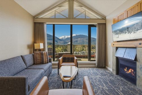 963-4090 Whistler Way, Whistler, BC, V8E1J3 | Card Image