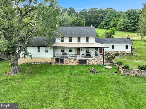 7556 Fishing Creek Valley Rd, HARRISBURG, PA, 17112-9604 | Card Image