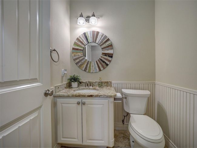 Lovely guest bath | Image 38