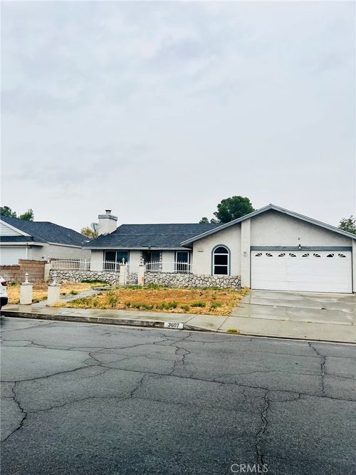 3607 Apollo Ave, Palmdale, CA, 93550-5785 | Card Image