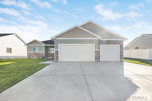 5320 Cypress Crk, Idaho Falls, ID, 83401-6588 | Card Image