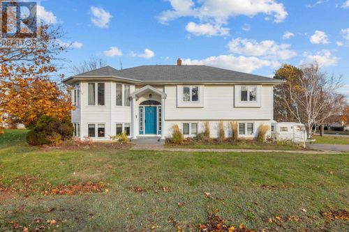 20 Lori-Dale Ave, Charlottetown, PE, C1E1P1 | Card Image