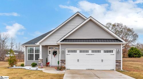 725 E Osprey Ln, Cowpens, SC, 29330-8001 | Card Image