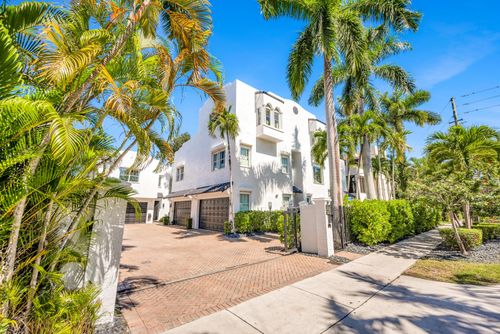 1627 E Broward Boulevard, Fort Lauderdale, FL, 33301 | Card Image