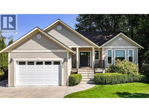 2540 Colony St, Armstrong, BC, V4Y0H6 | Card Image