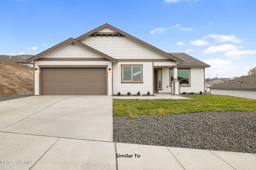 spec-503 Grapevine St, Grandview, WA, 98930-4504 | Card Image