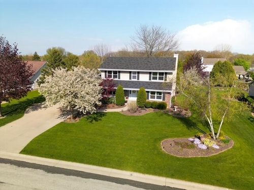 W166N10248 Calico Lane, Germantown, WI, 53022 | Card Image