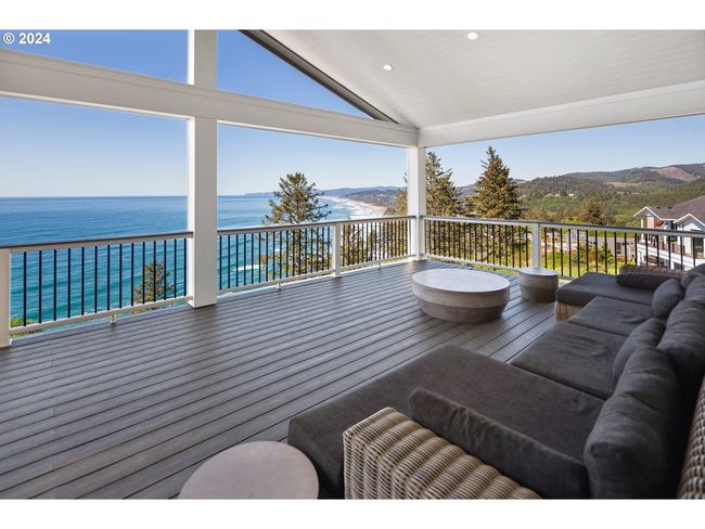 54150 S Beach Rd, House other with 6 bedrooms, 7 bathrooms and 2 parking in Neskowin OR | Image 15