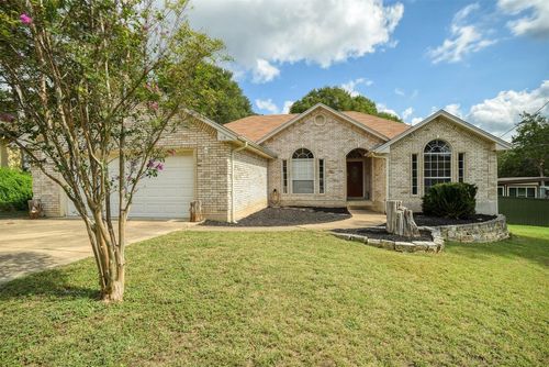 118 Kaneohe Ln, Bastrop, TX, 78602-7252 | Card Image