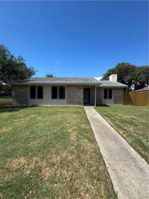 3914 Wagner Lee Dr, Corpus Christi, TX, 78418-3146 | Card Image