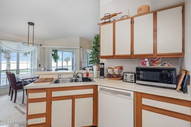 201 - 7310 N Highway 1, Condo with 3 bedrooms, 2 bathrooms and null parking in Cocoa FL | Image 11