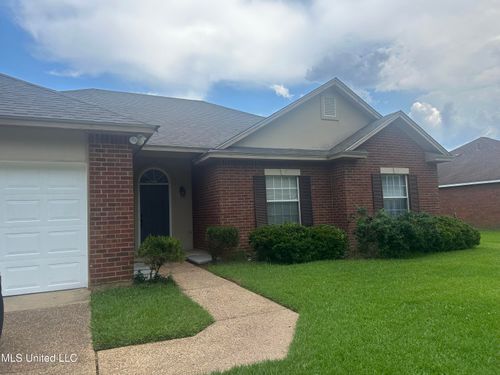 209 Kirkwood Dr, Clinton, MS, 39056-5970 | Card Image
