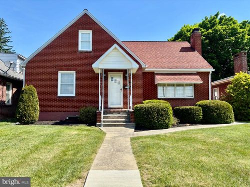 174 Washington St, FROSTBURG, MD, 21532-1954 | Card Image