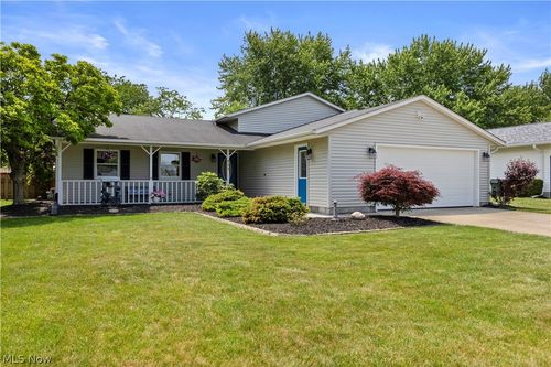 923 Hillside Dr, Amherst, OH, 44001-2501 | Card Image