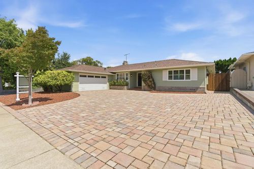 1746 Quesada Way, Burlingame, CA, 94010 | Card Image