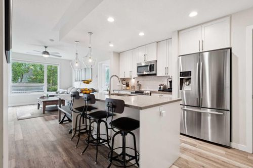 106-8531 8a Ave Sw, Calgary, AB, T3H1V4 | Card Image