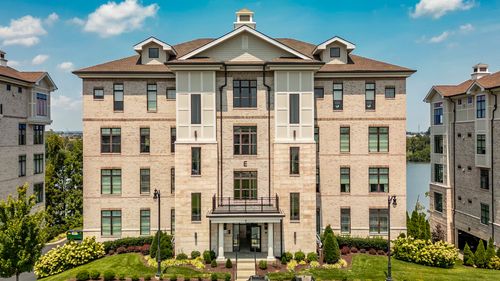 e203-1024 Club View Dr, Gallatin, TN, 37066-2094 | Card Image
