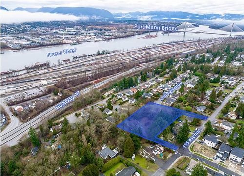 13851 115 Ave, Surrey, BC, V3R5Y3 | Card Image