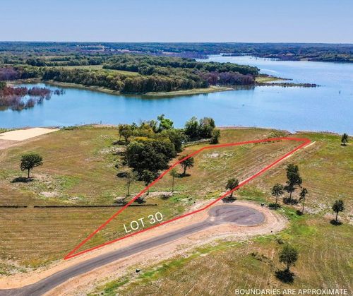 371 Lakewood Ln, Honey Grove, TX, 75446 | Card Image