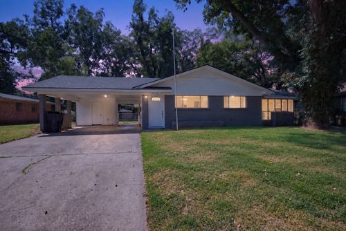 3922 Parkway Dr, Bossier City, LA, 71112-4067 | Card Image