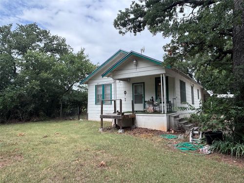 1637 S Bassett St, Eastland, TX, 76448-3560 | Card Image