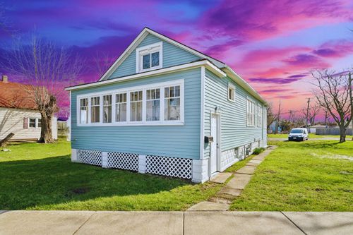 15211 Vincennes Rd, Phoenix, IL, 60426-2353 | Card Image