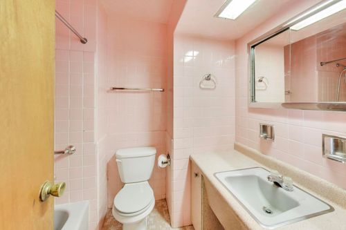 1640 Channing Ct, Melrose Park, IL, 60160-2415 | Card Image