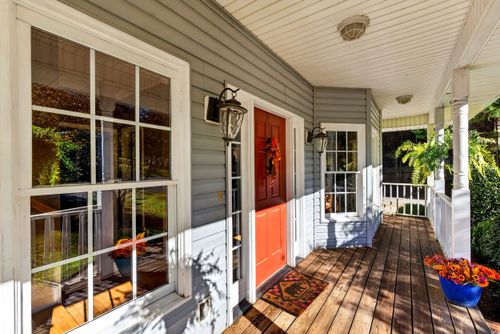 315 Hillcove Pt, Wellford, SC, 29385-9041 | Card Image