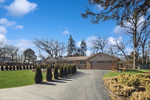 31 Hickory Drive, Oak Brook, IL, 60523 | Card Image