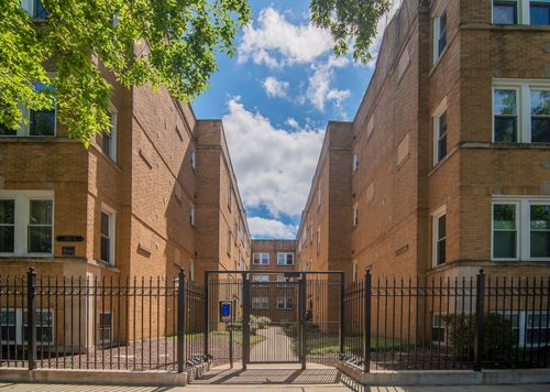 apt-2b-3427 W Shakespeare Ave, Chicago, IL, 60647-3578 | Card Image