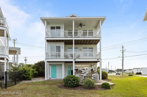 108 N Kinston Ave, Atlantic Beach, NC, 28512-5203 | Card Image