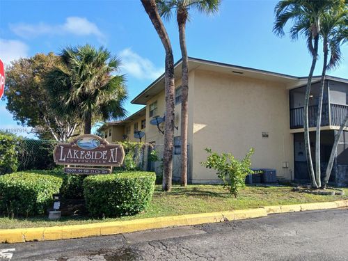 5-9-15659 Sw 73rd Circle Ter, Miami, FL, 33193-1809 | Card Image