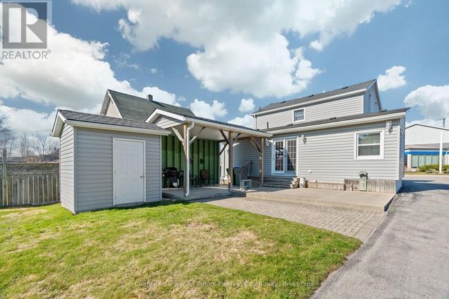 264 Huron Rd, House other with 3 bedrooms, 2 bathrooms and 22 parking in Goderich ON | Image 39