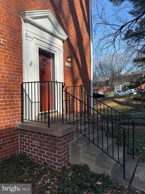 3516 Martha Custis Dr, ALEXANDRIA, VA, 22302-2001 | Card Image