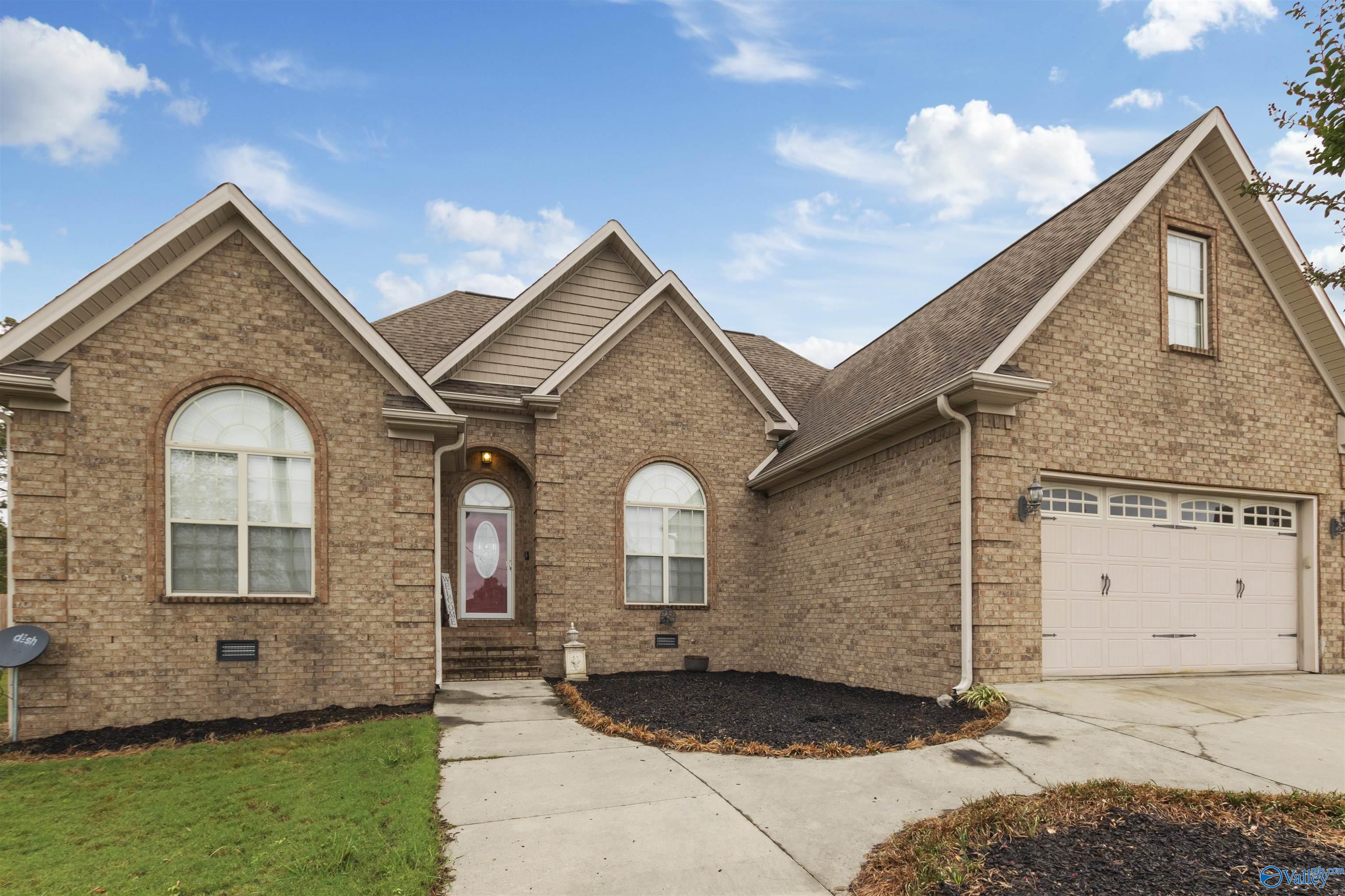 Clarissa Dr, Grant, AL 35747