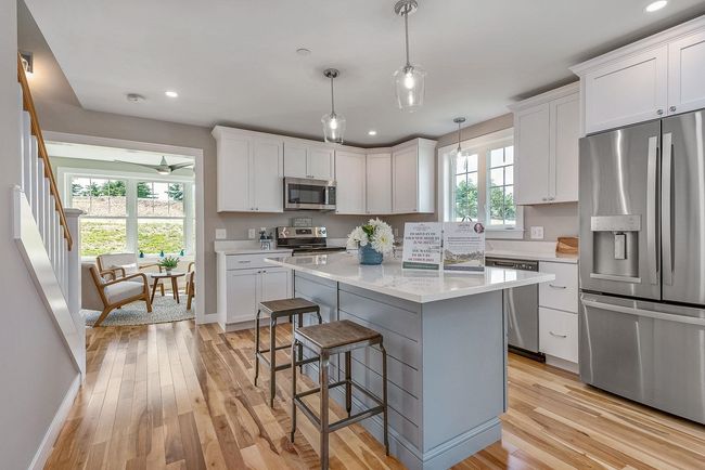 4 Cliffside Dr, Condo with 2 bedrooms, 3 bathrooms and null parking in Auburn NH | Image 9