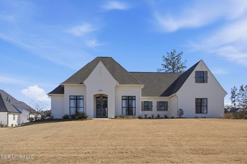 703 Ivywood Ct, Madison, MS, 39110-1004 | Card Image