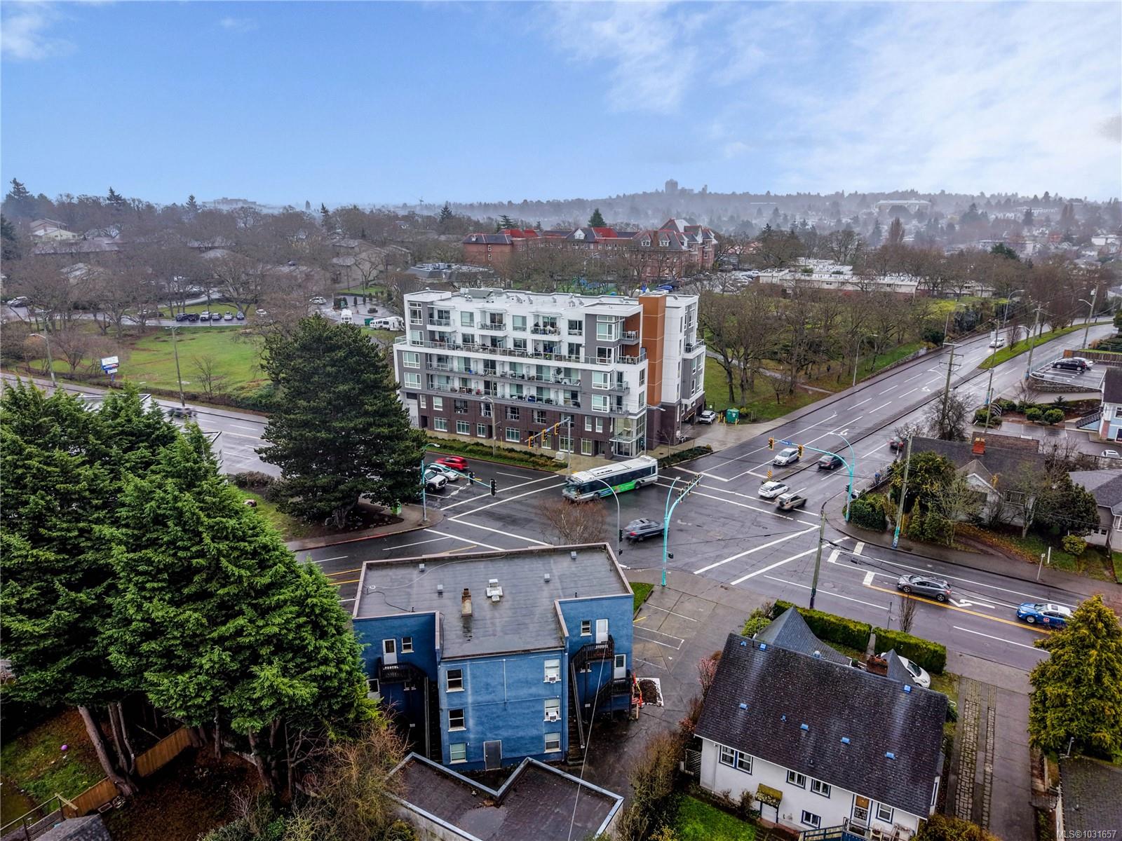 Commercial Sale in Victoria