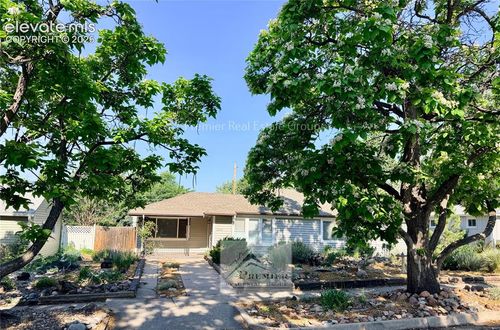 2140 Robin Dr, Colorado Springs, CO, 80909-1826 | Card Image