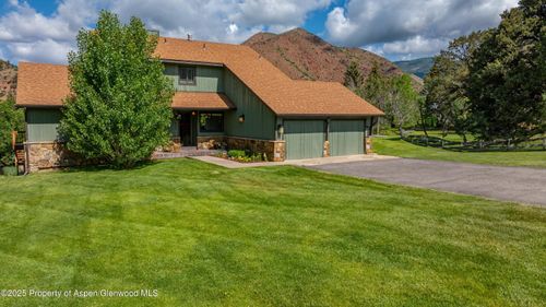645 Canyon Creek Dr, Glenwood Springs, CO, 81601-9727 | Card Image