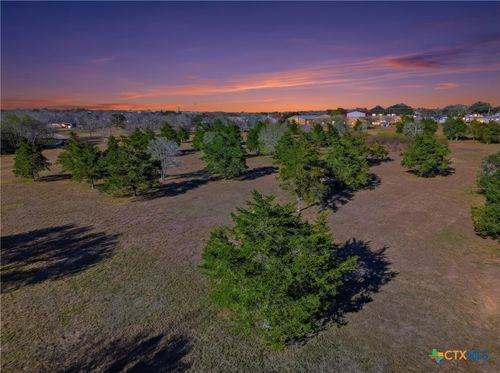 1123 Dunn St, Yoakum, TX, 77995-3109 | Card Image