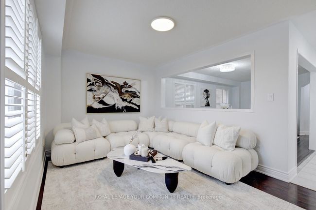 2 Bestview Cres, House other with 4 bedrooms, 4 bathrooms and 2 parking in Maple ON | Image 5
