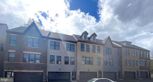 3511 Stella Blue Dr, HYATTSVILLE, MD, 20782-2451 | Card Image