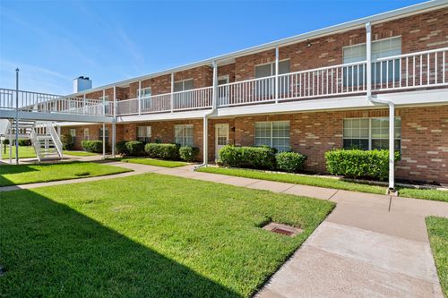 apt-226-8511 Westover Ct, Granbury, TX, 76049-4241 | Card Image