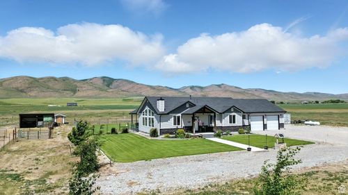 968 S 5400 W, Malad City, ID, 83252-6558 | Card Image
